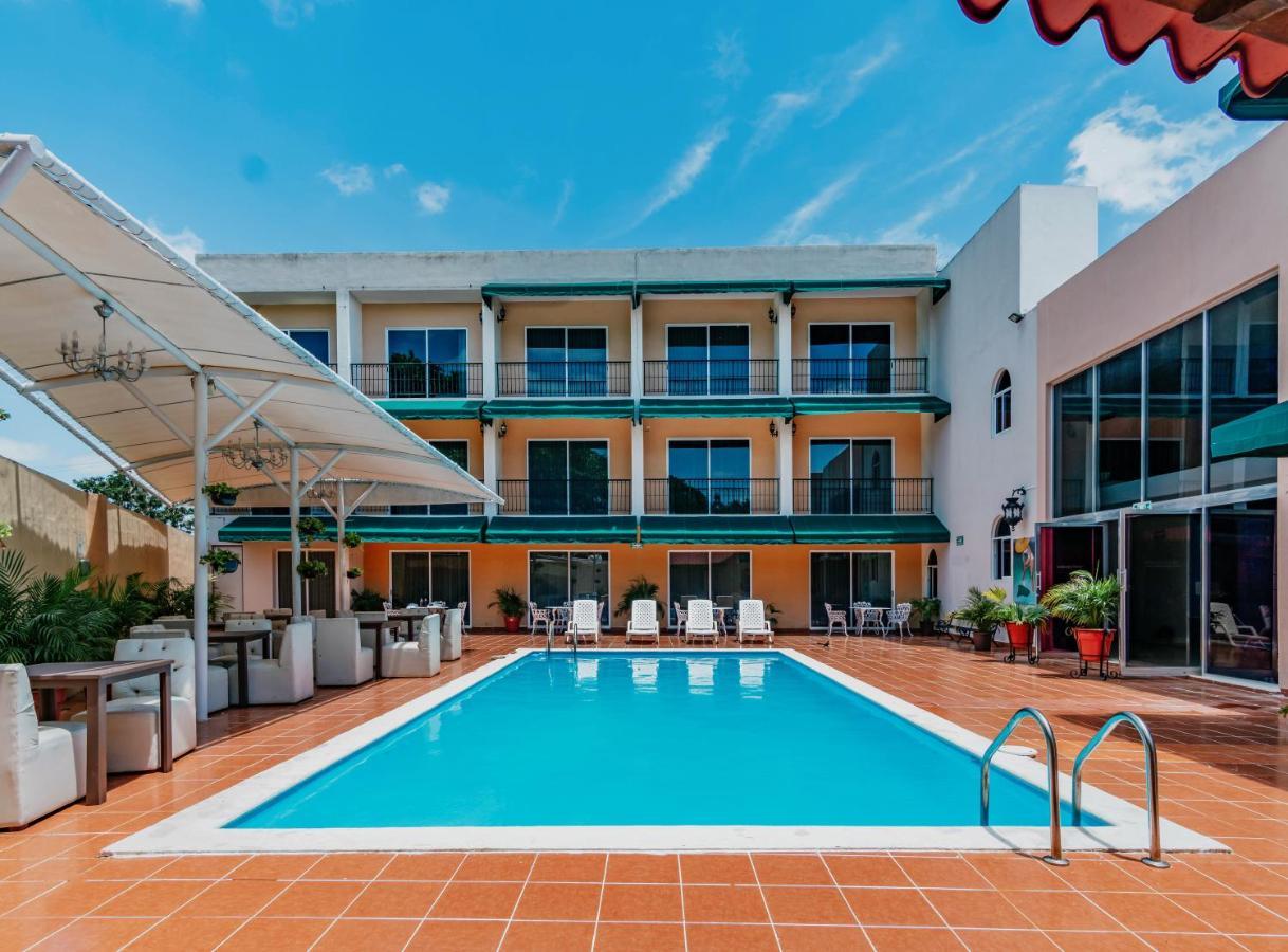 Hotel Siglo 21 Merida Bagian luar foto